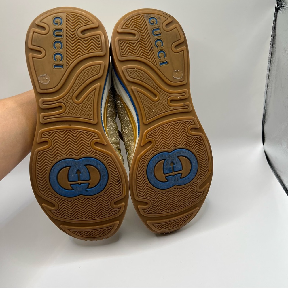 Gucci Ultraspace Sneakers - Picture 10 of 10